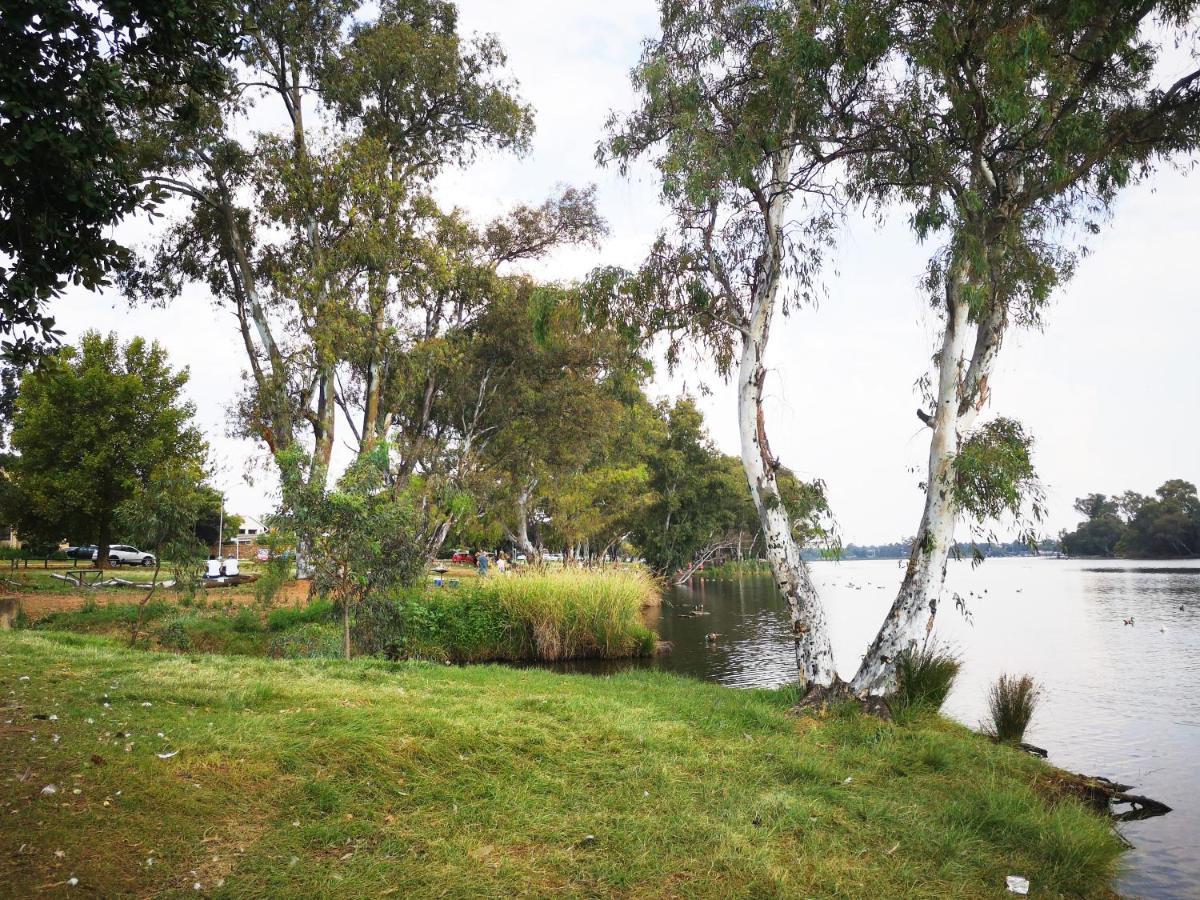 Southy Inn By The Lake Benoni Dış mekan fotoğraf